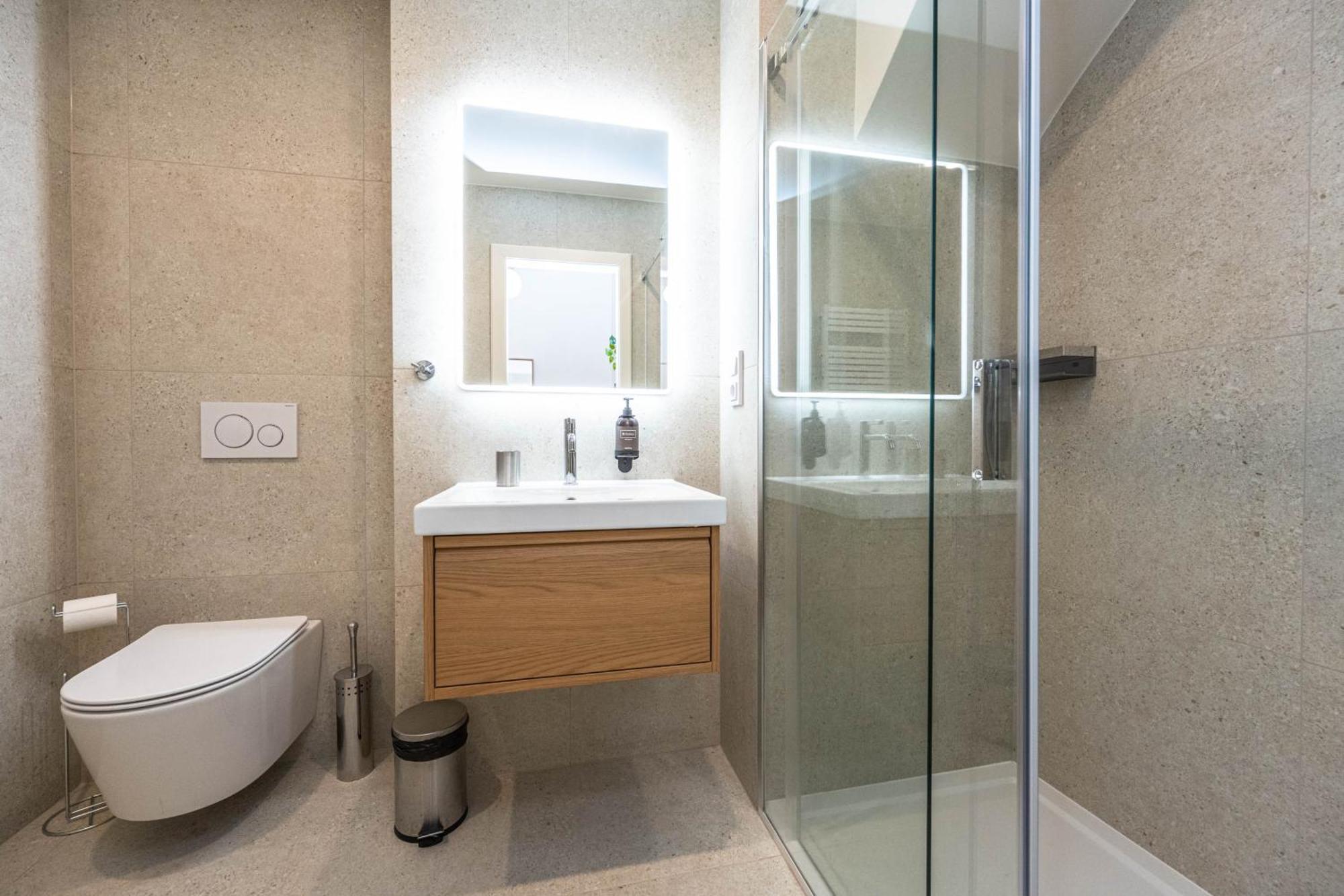 Charles Apartments In Old Town — Photos 3